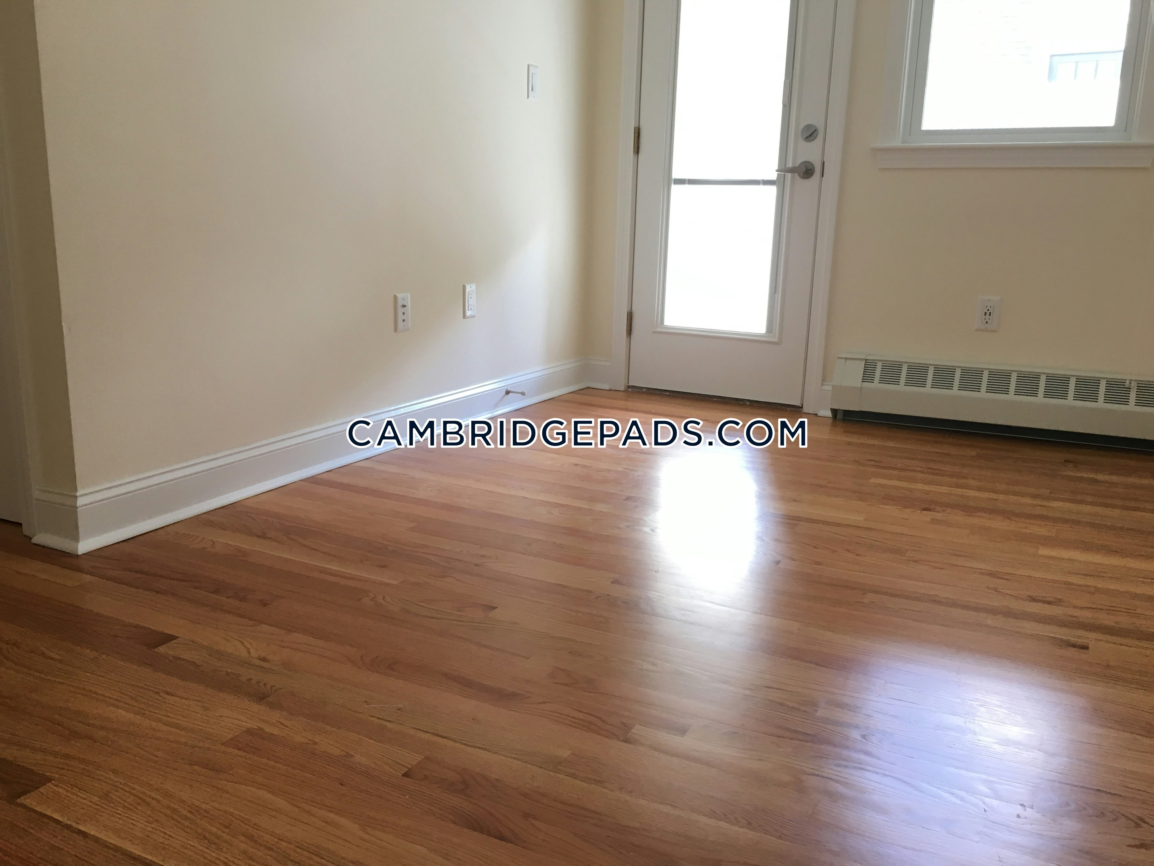 Cambridge - $3,830