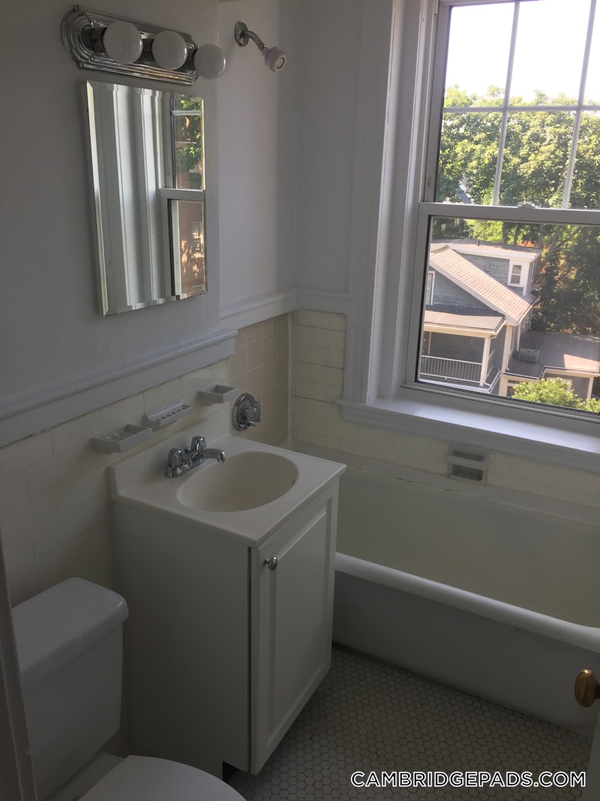 Cambridge - $2,815 /month