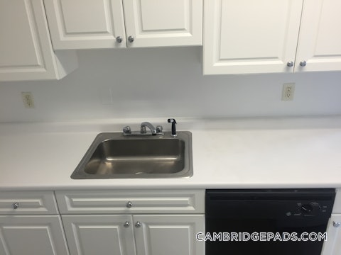 Cambridge - $2,750