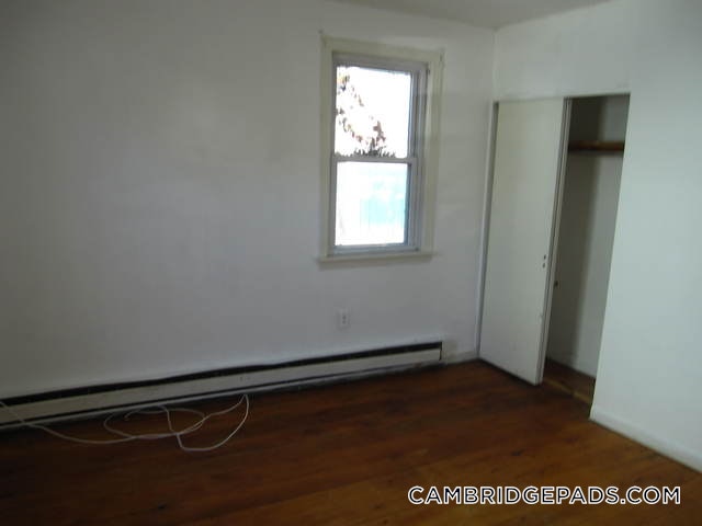 Cambridge - $4,300