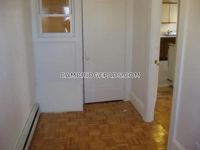 Cambridge - $2,225