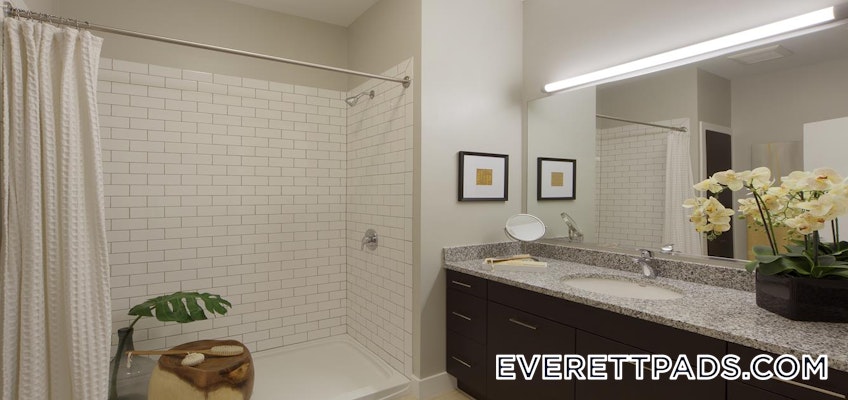 Everett - $6,423 /month