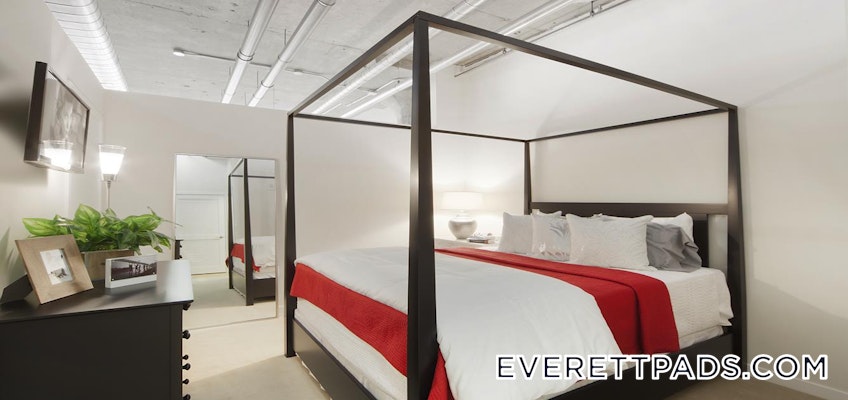 Everett - $6,360 /month