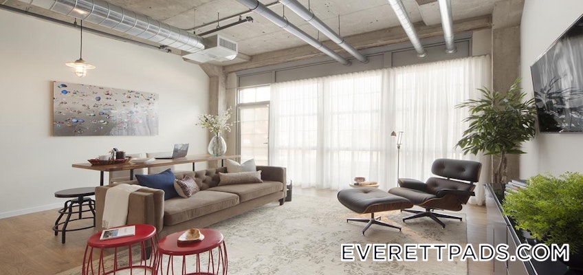 Everett - $6,423 /month