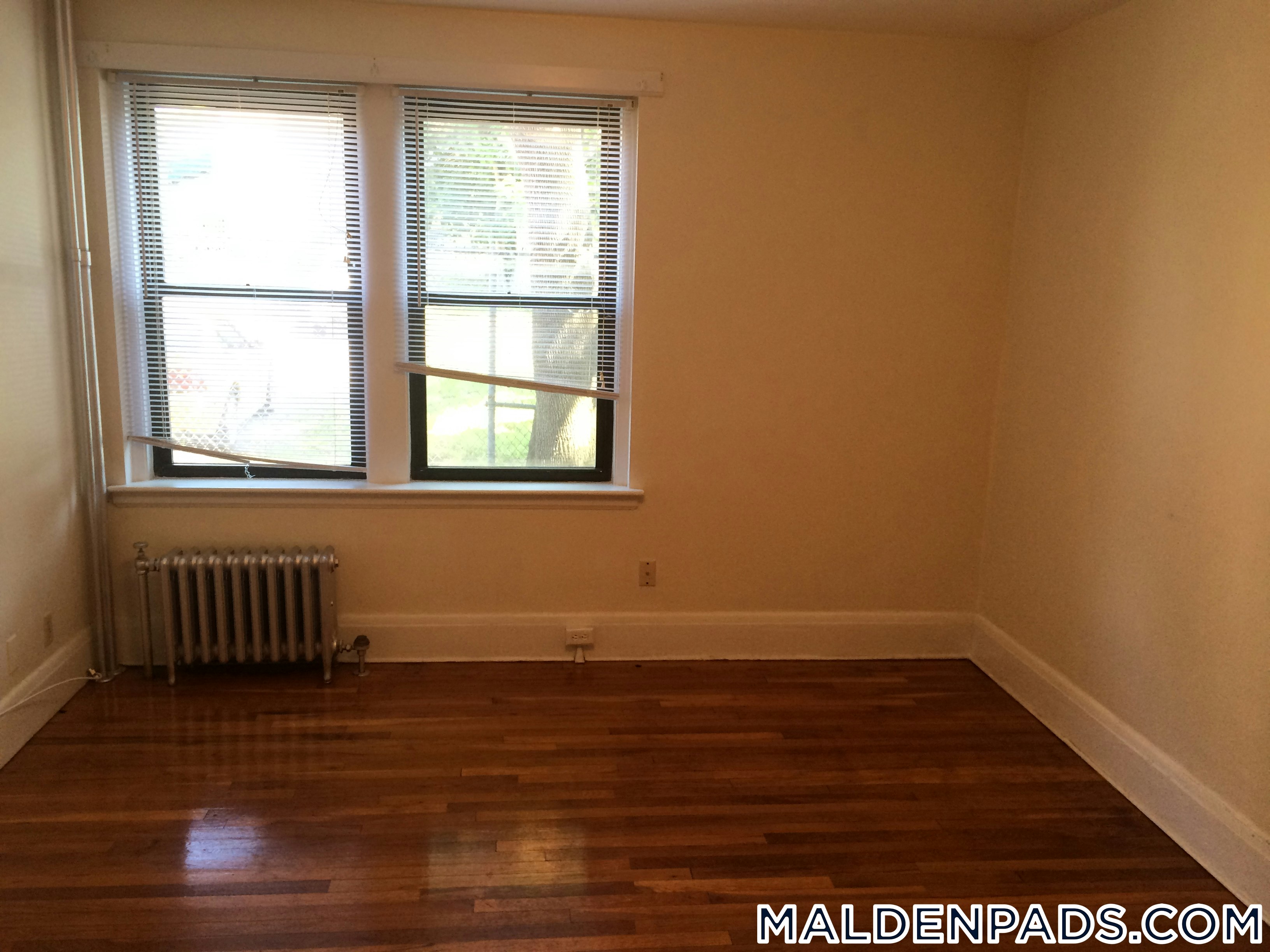 Malden - $2,050