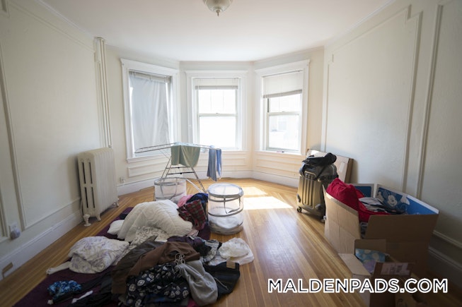 Malden - $2,400 /mo