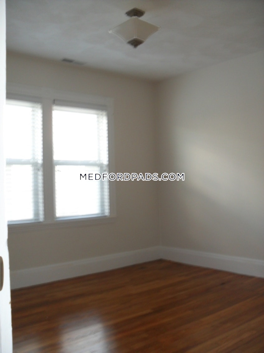 Medford - $3,600 /month