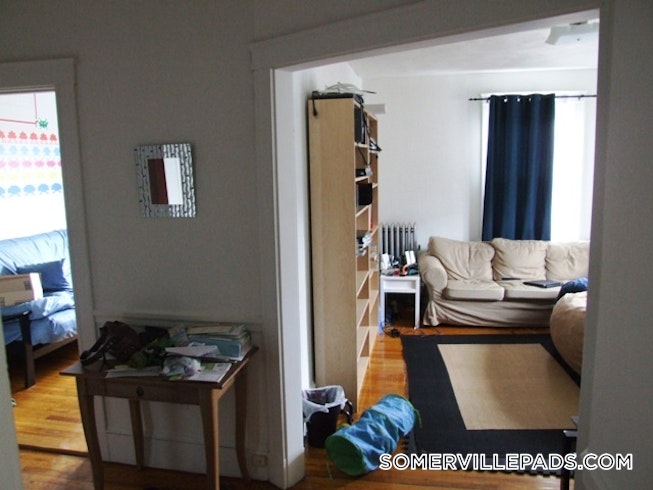 Somerville - $2,900 /mo