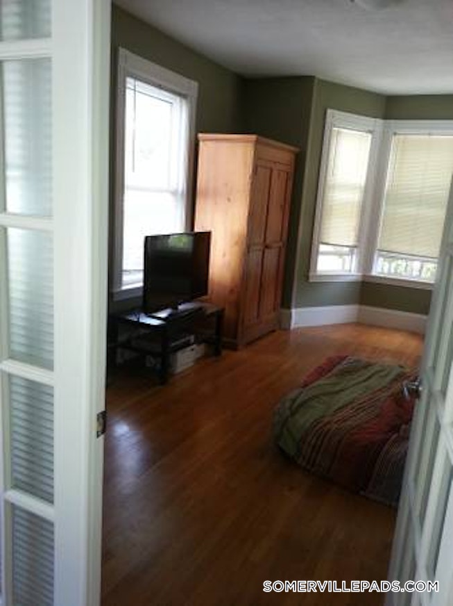 Somerville - $3,875 /mo