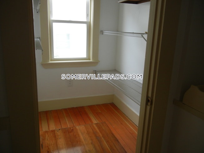 Somerville - $3,400 /mo