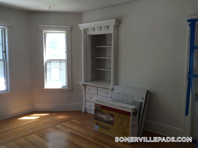 Somerville - $4,000 /mo