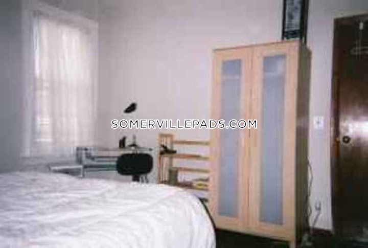 somerville-apartment-for-rent-3-bedrooms-1-bath-west-somerville-teele-square-3450-4629363 