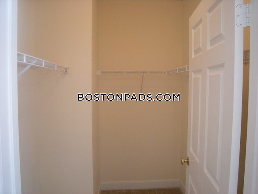 Waltham - $3,495 /month