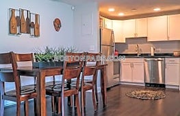 North Quincy St., Abington