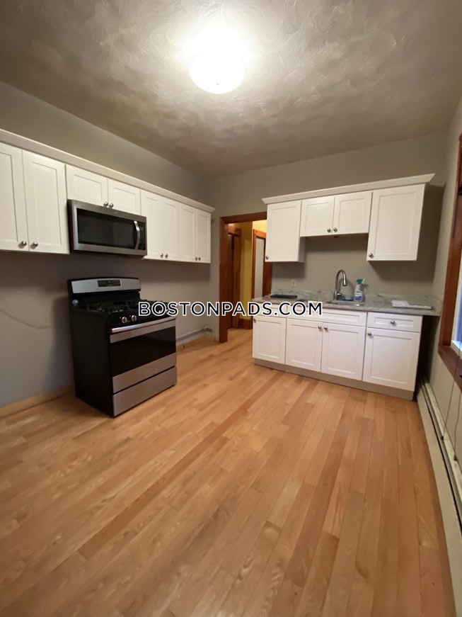 Boston - $2,800 /mo