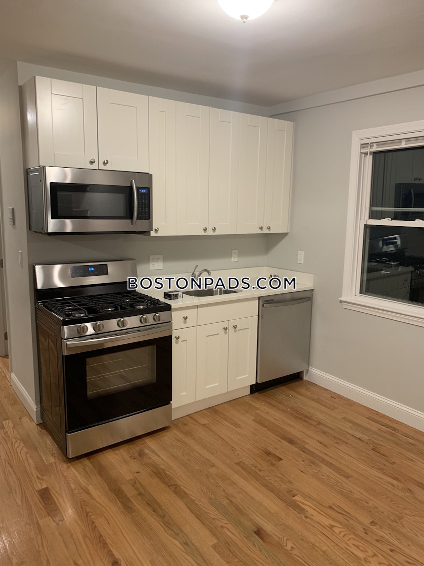 Boston - $2,800 /month