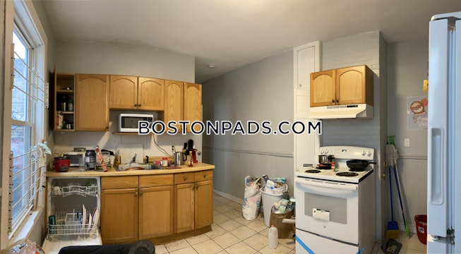 Boston - $4,250 /mo