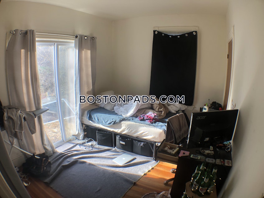 Boston - $3,650 /month