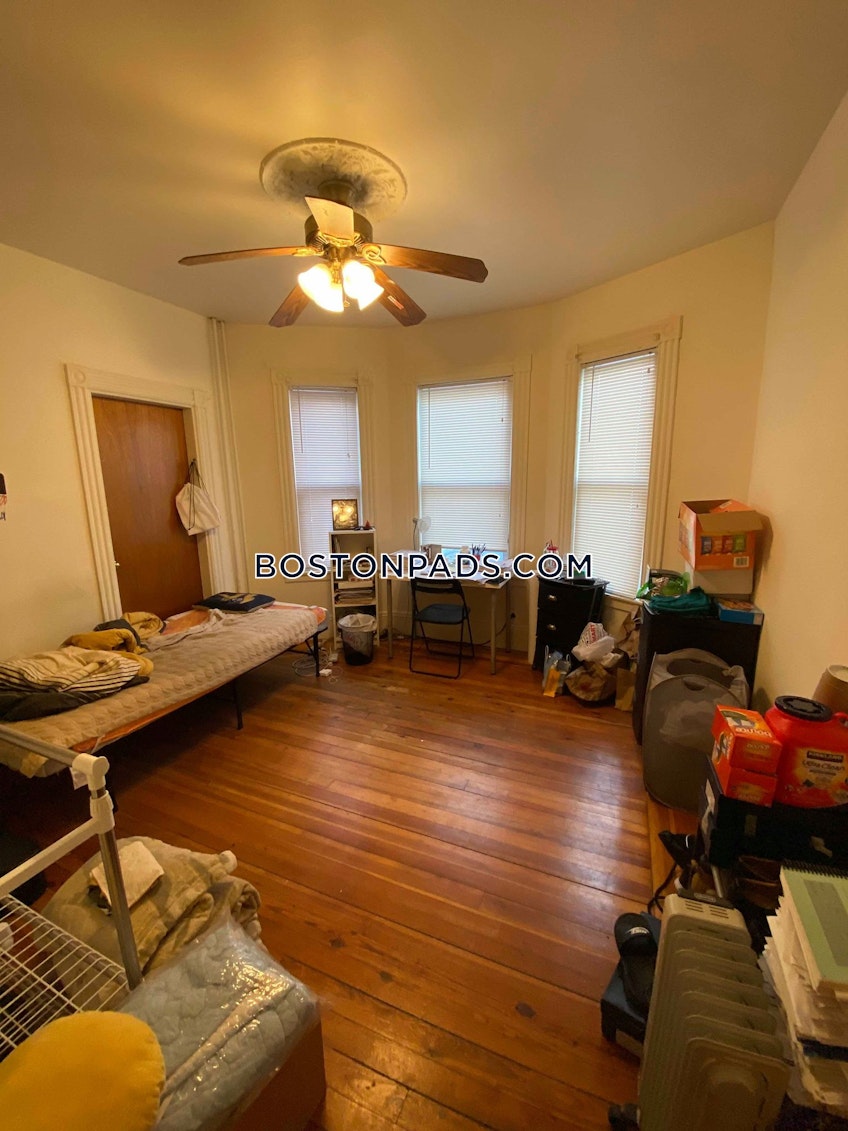 Boston - $3,650 /month