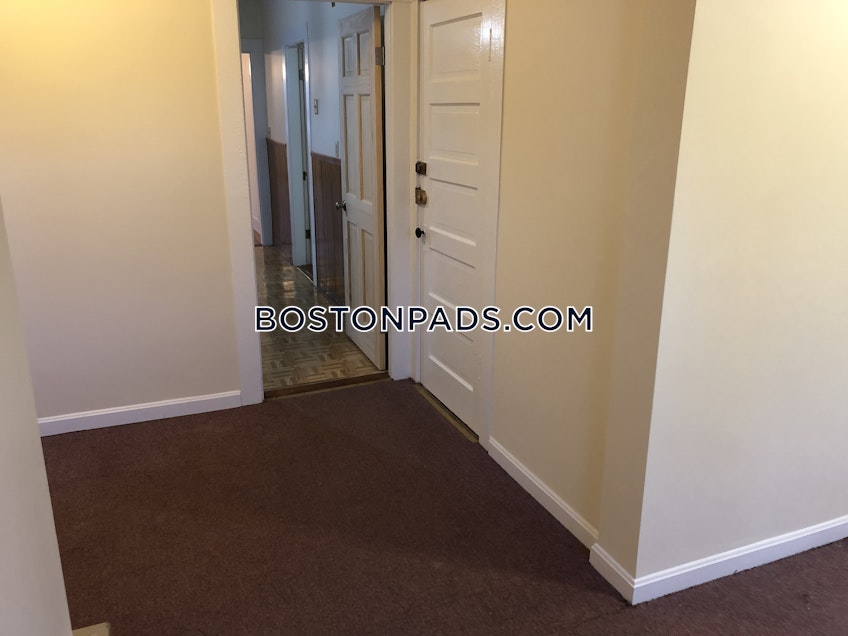 Boston - $2,000 /month