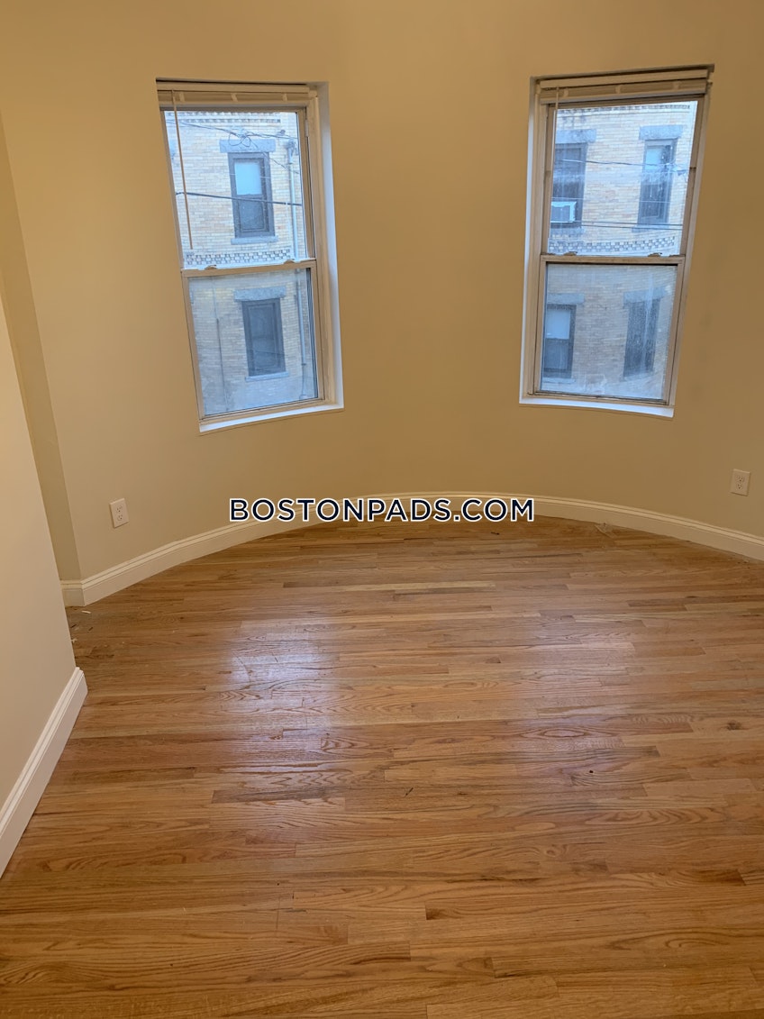 Roxbury Crossing - $2,975 /month