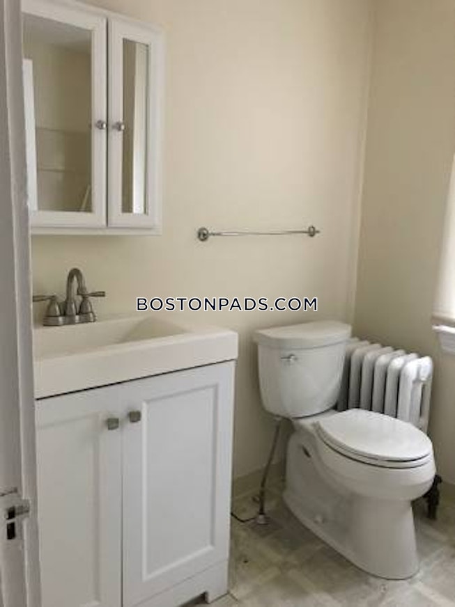 Arlington - $2,649 /mo