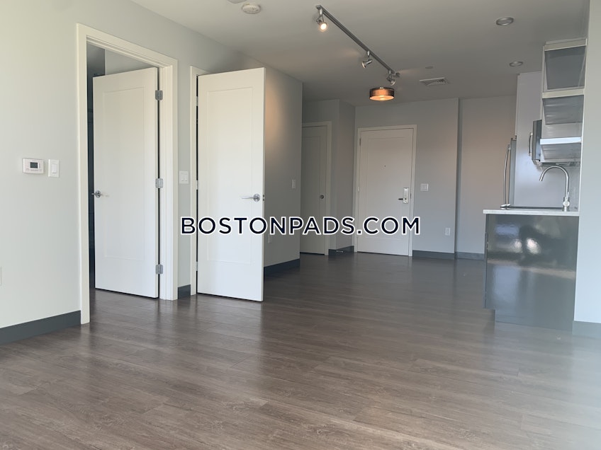 Boston - $2,840 /month