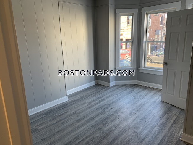 Boston - $3,100 /mo