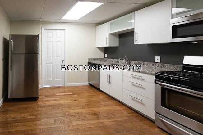 Boston - $2,800 /mo