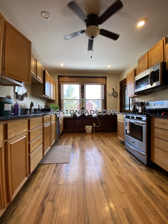 Cambridge - $4,125 /mo