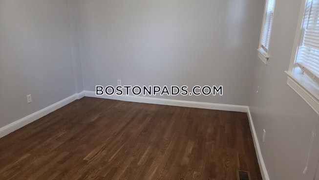 Boston - $4,000 /mo