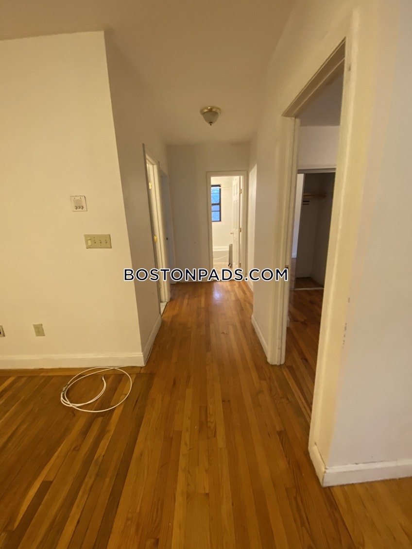 Boston - $3,100 /month