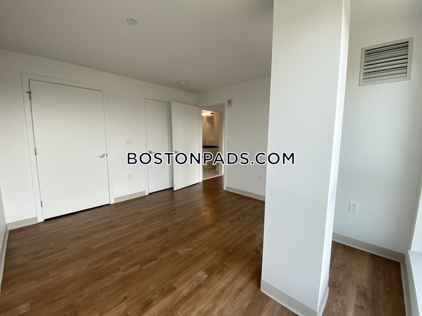 Boston - $3,314 /month