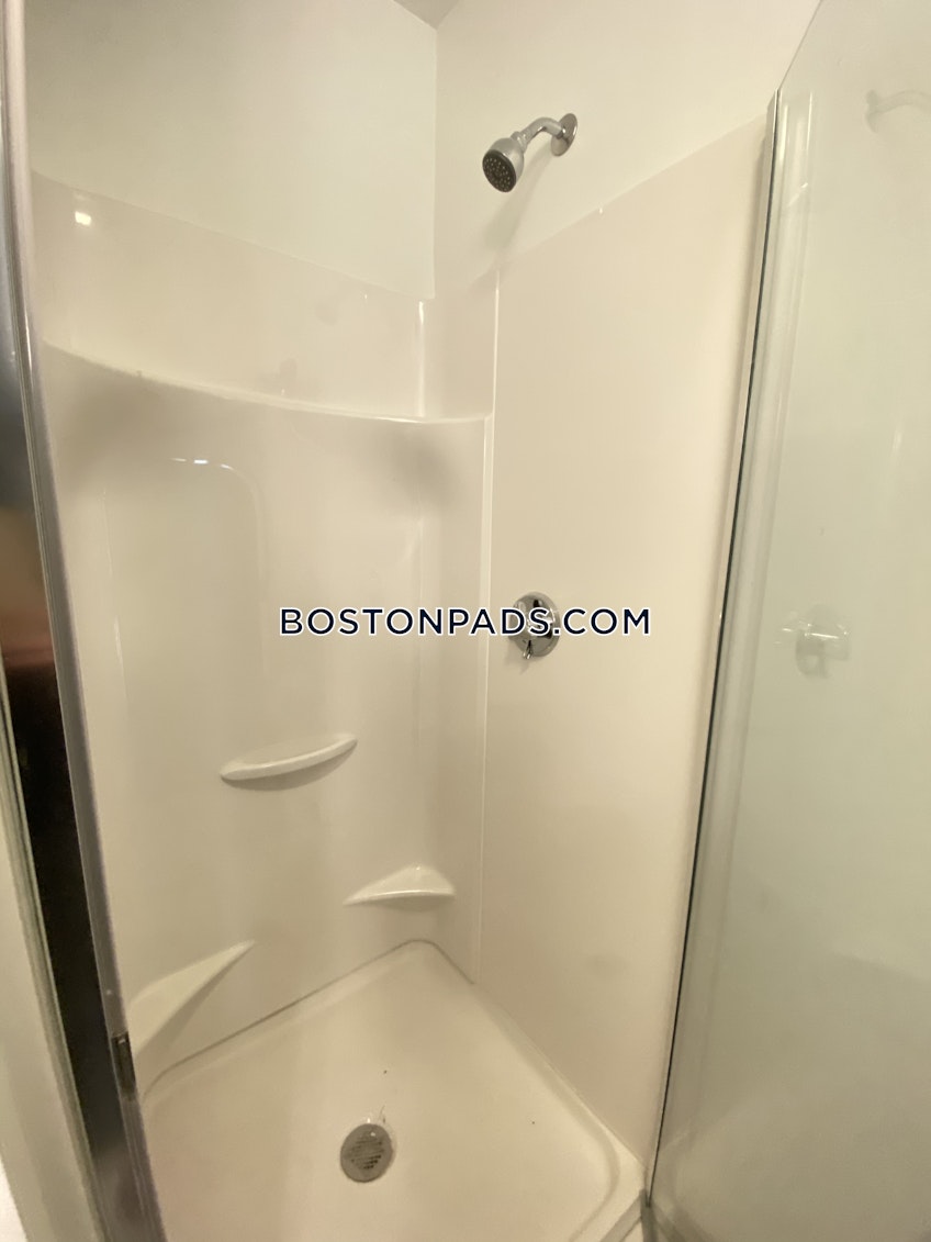 Boston - $3,000 /month