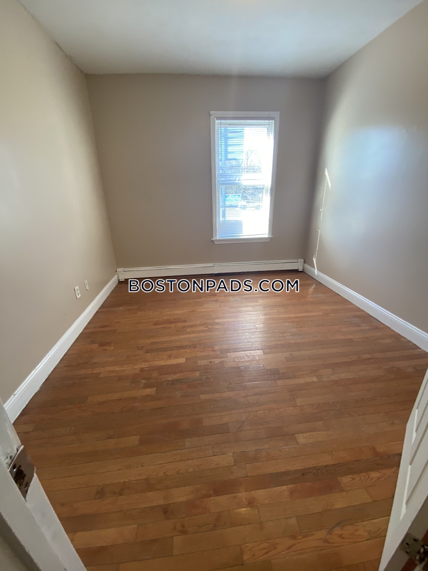 Boston - $3,100 /month