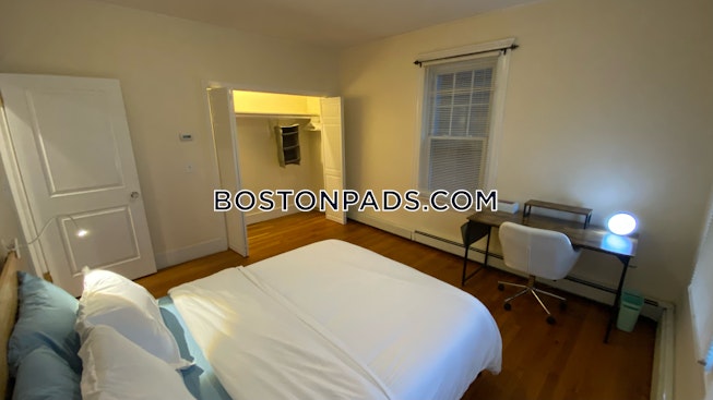 Boston - $3,200 /mo