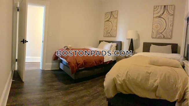 Boston - $4,500 /mo