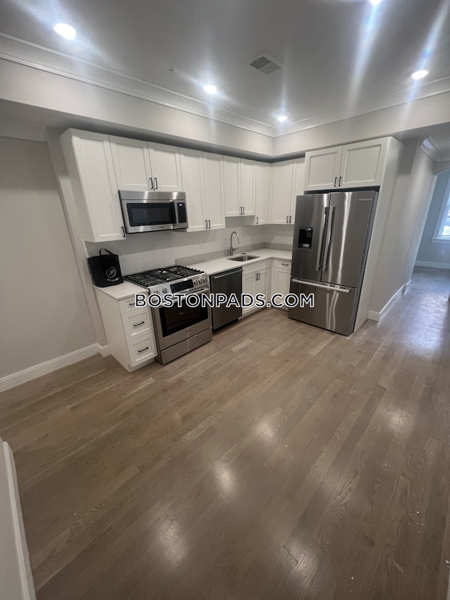 Boston - $3,800 /mo