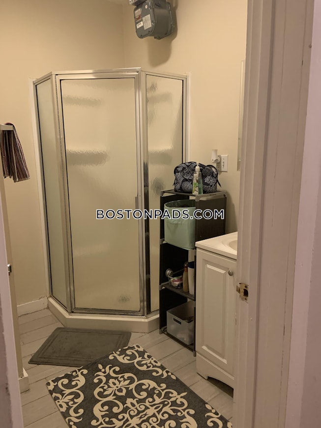 Boston - $4,650 /mo