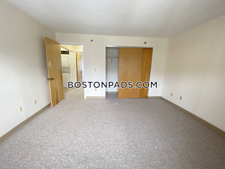 North Beacon St. Boston picture 14