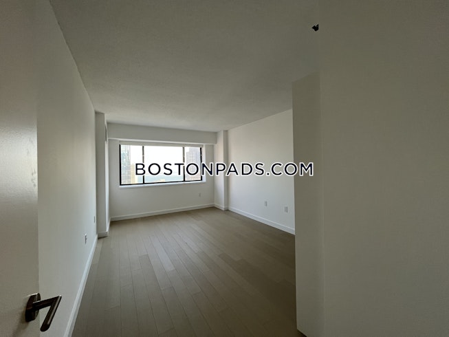 Boston - $5,134 /mo