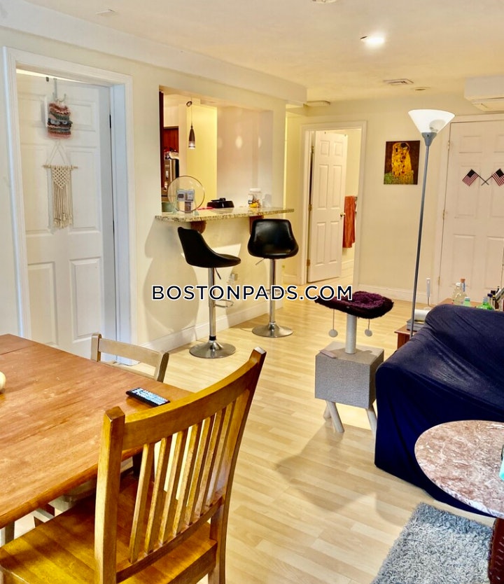 brookline-3-beds-2-baths-cleveland-circle-4140-4567104 