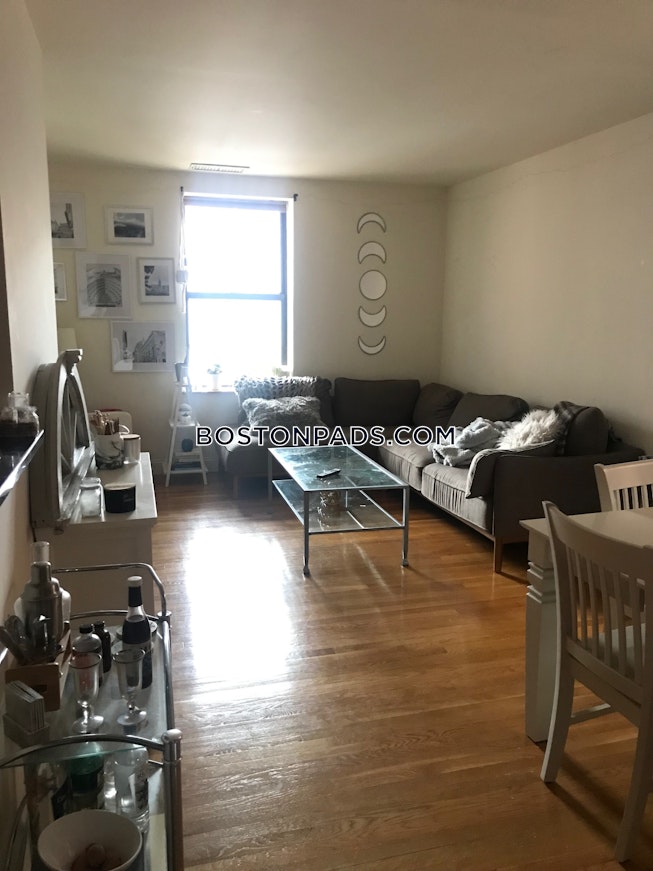 Boston - $3,000 /mo