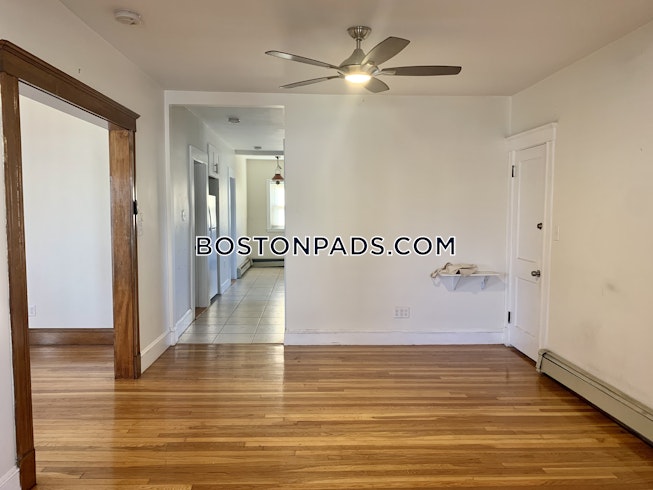 Boston - $3,000 /mo