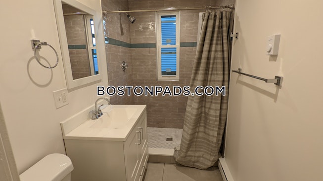 Boston - $2,900 /mo