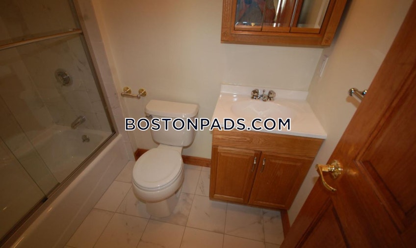 Boston - $5,100 /month