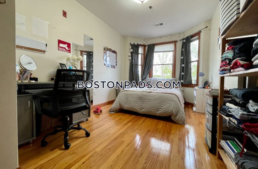 Boston - $5,100 /month