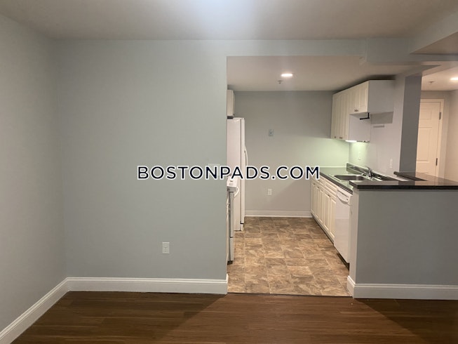 Boston - $3,751 /mo
