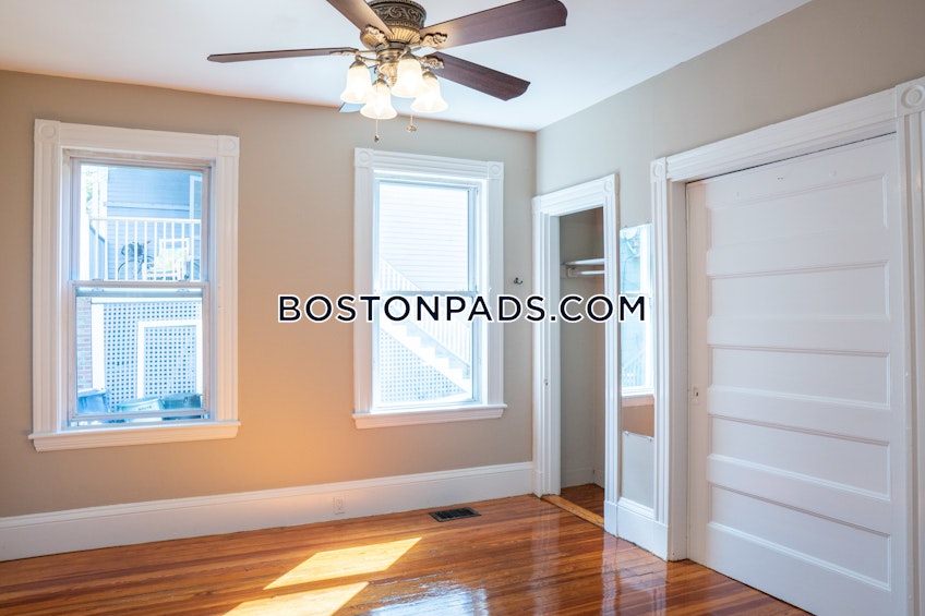 Boston - $7,800 /month