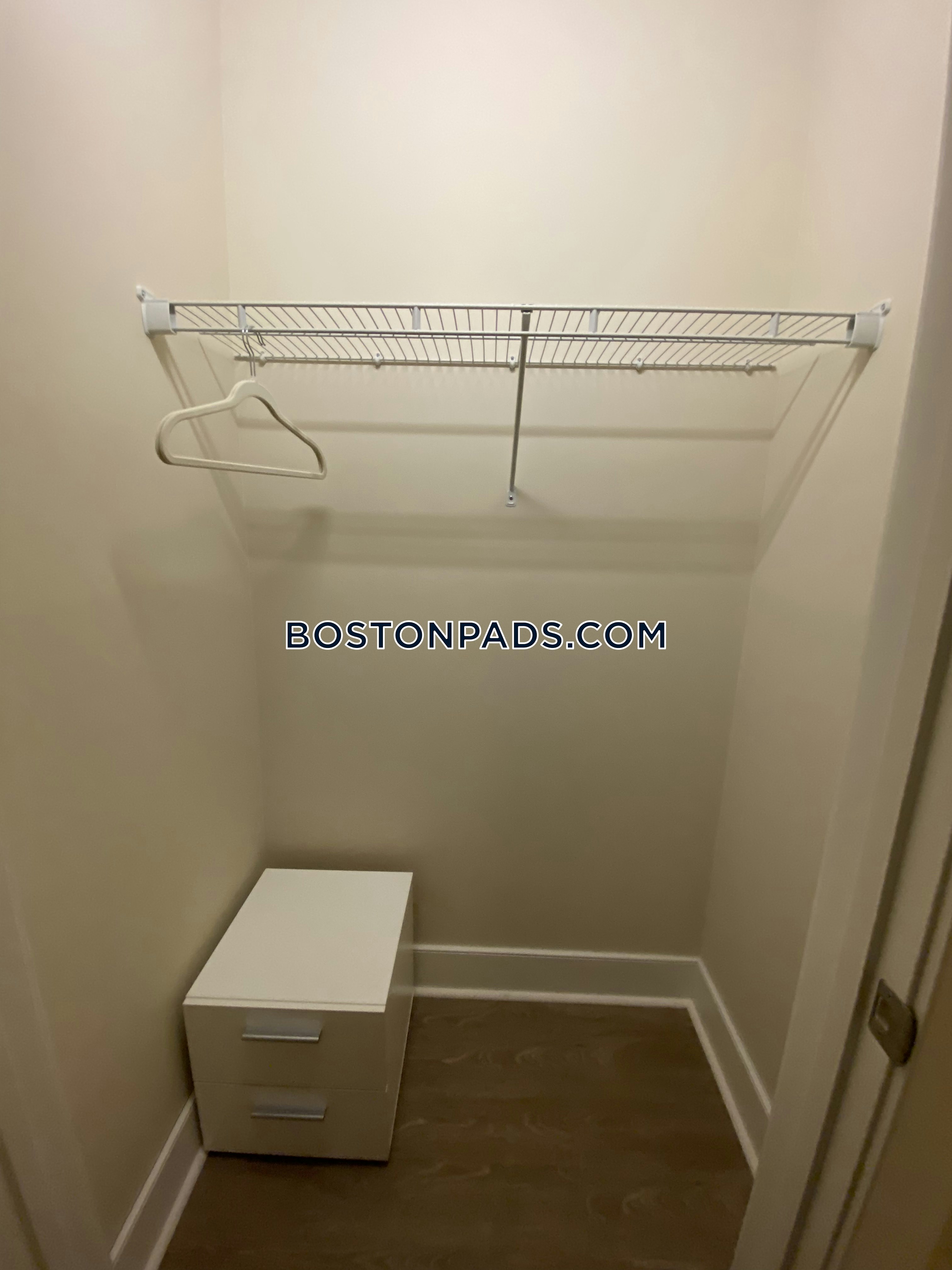 Cambridge - $2,945